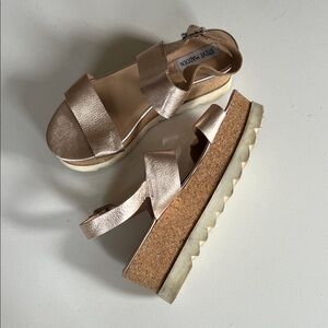 Steve Madden Metallic Pink Platform Sandals